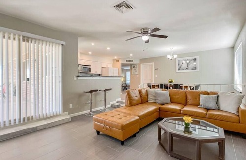 Tempe House | Excellent! Single-Story Home with pool in Tempe