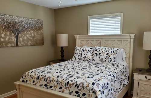 Guntersville House | Excellent Timing on Lake Guntersville!