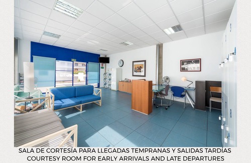 Playa Blanca Villa | Excellent villa with private pool, parking, free WIFI, 50m. Marina Rubicon