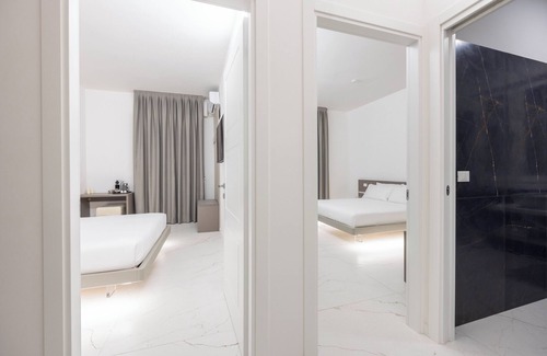 Bolognina House | Excelsior Station Suite