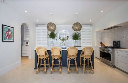 Bouvet Island Villa | ❊Exceptional 4BR Beachfront Home w/Heated Pool & Back-up Generator, Banks Road❊