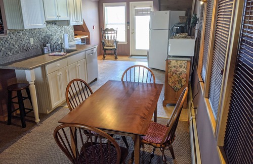 Wells Beach Apartment | Exceptional 2 bedroom, 2 bathroom rental in an Historic building - Wells Beach