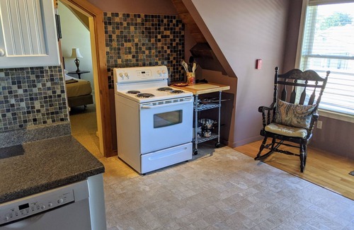 Wells Beach Apartment | Exceptional 2 bedroom, 2 bathroom rental in an Historic building - Wells Beach