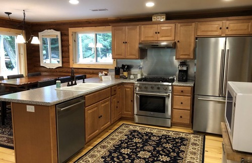 Skyland House | Exceptional 3BR/2Bath, mountain retreat w/private waterfall, fire pit, hot tub