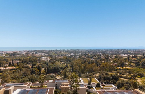 Benahavis Villa | Exceptional 6 beds Villa with Panoramic Views