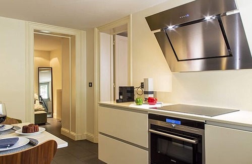 Cauderan Apartment | Exceptional apartment ideally located