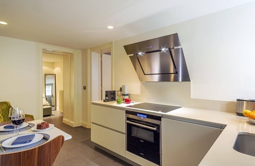 Cauderan Apartment | Exceptional apartment ideally located