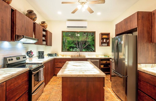 El Ocotal House | Exceptional 5-Bedroom Retreat in Ocotal: Unparalleled Views and Sunsets