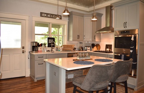 Harbor Springs House | Exceptional Downtown Main Street, Harbor Springs
