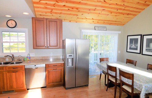 Baileys Harbor Cottage | Exceptional Home In Tranquil Door County Setting.
