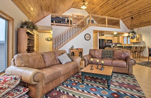 Rome House | Exceptional Home w/Deck ~ 3 Miles to Sand Valley