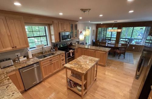 Blairsville House | Exceptional Lake Front Property For all Seasons with Lake Nottely Access