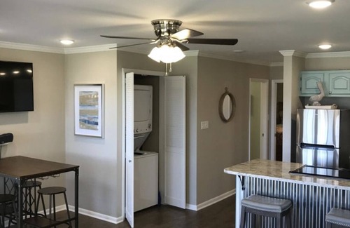 Hot Springs Condo | Exceptional Lakefront Sanctuary *Please check reviews - Most requested returns*