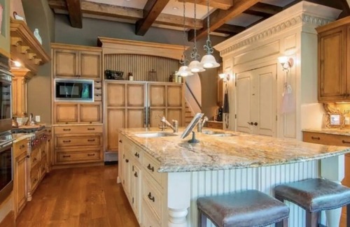 Odessa House | Exceptional Luxury Home near airport and beaches!