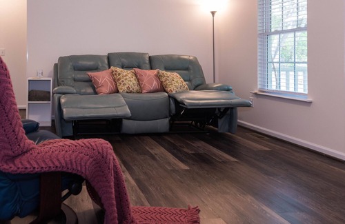 Pickens House | EXCEPTIONAL, SUPER CLEAN! IN THE FOOTHILLS OF THE BLUE RIDGE MTN.! NO ANIMALS!