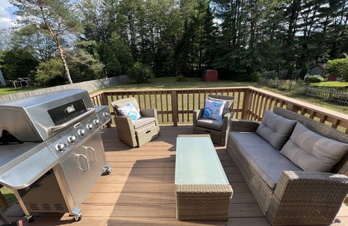 Saratoga Springs House | Excitement at every turn! Pet Friendly home for your summer racetrack days!