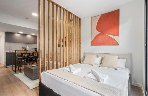 San Sebastian de los Reyes Apartment | Exclusivos apartamentos con terraza privada, piscina, gimnasio y coworking