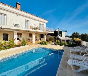 Lloret Blau House | Exclusiva casa con vistas despejadas al mar y piscina privada