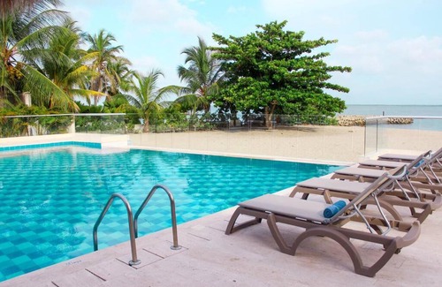 Bocachica House | Exclusiva casa en Baru con piscina y playa privada