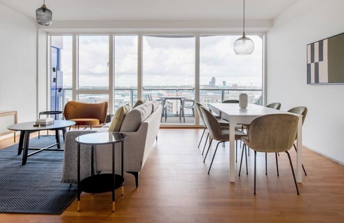 Sydhavnen Apartment | Exclusive 2BR in "Metropolis" architectural building, w/ city and harbour views