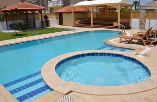 Dalyan City Center Villa | Exclusive 4 Bedroom Villa With Private Pool Overlooking The Rock Tombs