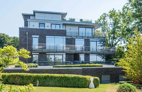 Gluecksburg Apartment | Exclusive apartment with water view - Apartment Meierwik