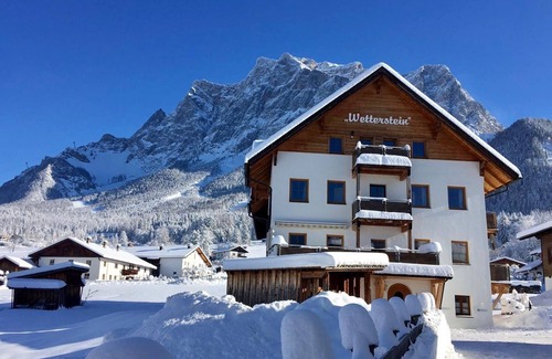 Ehrwald Apartment | Exclusive apartment "Die Sonnenspitze" for 10 people in Ehrwald