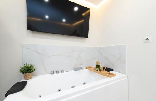 Plaza de Toros Vieja Apartment | EXCLUSIVE APARTMENT JACUZZi