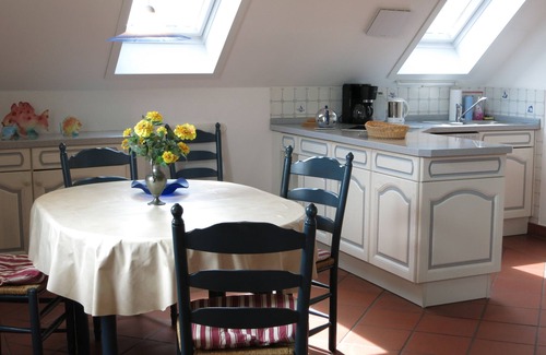 Krummhoern Apartment | Exclusive apartment on the upper floor. right on the canal with its own jetty
