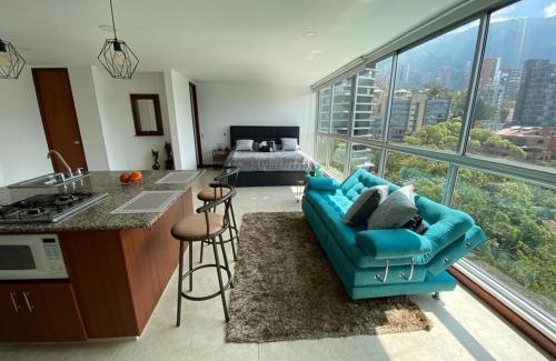 Las Lomas I Apartment | Exclusive apt in Poblado, Central location