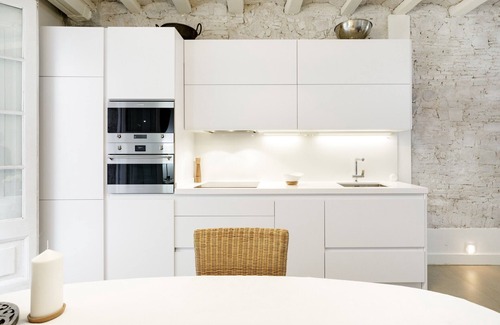 Gothic Quarter Apartment | Exclusive city center flat in the heart of BCN- La Nona