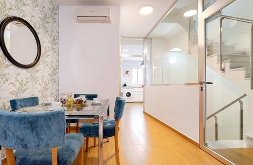 El Arenal Apartment | Exclusive Duplex with 2 Private Terraces. Don Pelayo