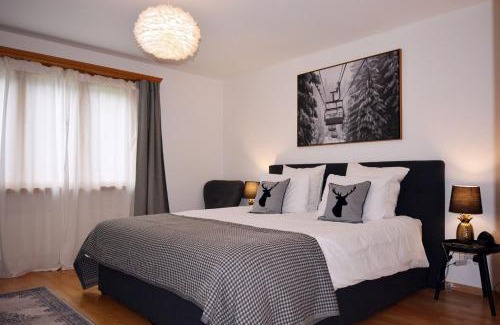 Klosters Platz Apartment | Exclusive Glacier View Apartment 1-4 Pers