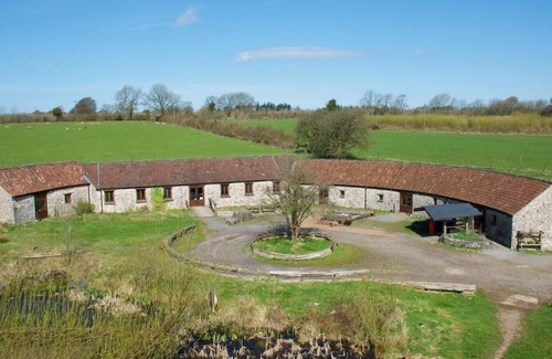 Compton Martin House | Exclusive Horseshoe barn venue with accommodation