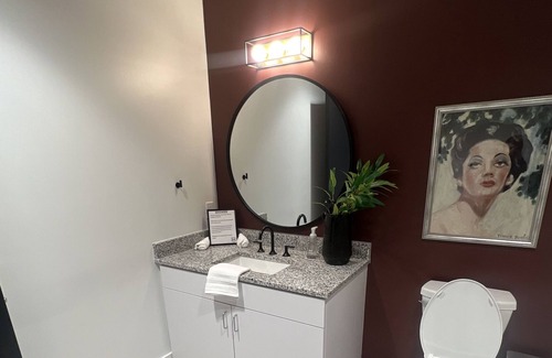 Historic Waverly Condo | Exclusive Luxury 3BD/2BR Condo Near Downtown Nashville!