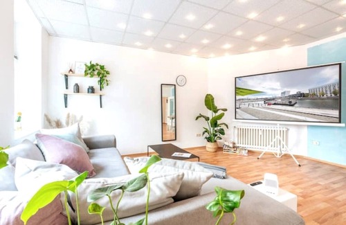 Kiel Apartment | Exclusive luxury apartment in the center by the sea