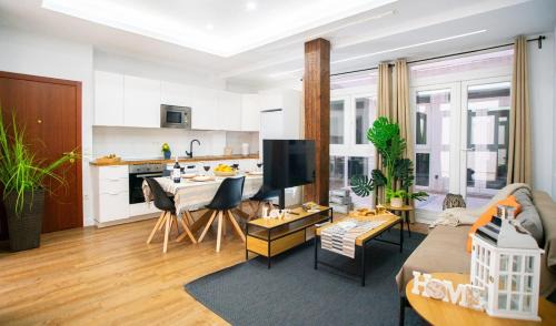 Centro Apartment | Exclusive Luxury Comfort Stay - Malaga Center