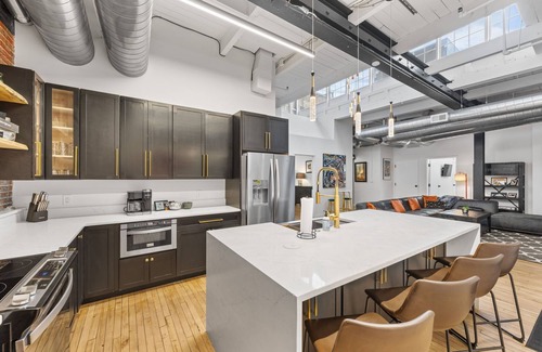Downtown Cleveland Apartment | Exclusive Luxury Penthouse - Heart of Downtown Cleveland - Rare Find