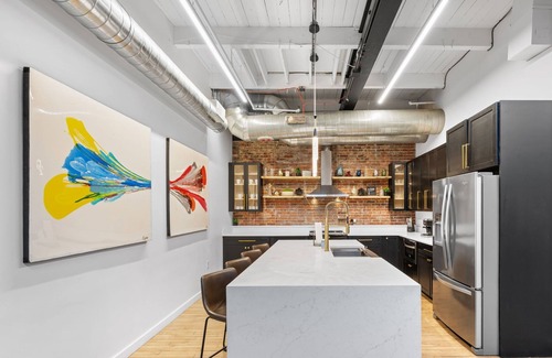 Downtown Cleveland Apartment | Exclusive Luxury Penthouse - Heart of Downtown Cleveland - Rare Find