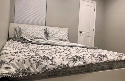 Duarte House | Exclusive Luxury Venue: Host Unforgettable Stay in Style