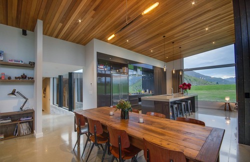 Arrow Junction House | Exclusive modern private retreat by MajorDomo - 3 bedroom home