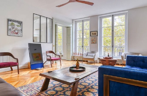 Saint-Victor Apartment | EXCLUSIVE ON BLVD ST GERMAIN! A LARGE SHIMMERING 6 BEDROOM DUPLEX OF 185M2