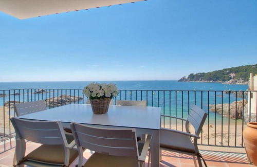 Calella de Palafrugell Apartment | Exclusive Position Front Line Apartments Calau