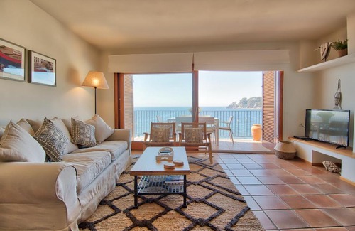Calella de Palafrugell Apartment | Exclusive Position Front Line Apartments Calau