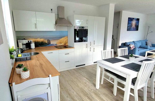 Großraschen Apartment | Exclusive "Seeblick" vacation apartment directly on the lake
