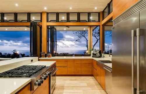 Mal Pais Villa | Exclusive Serenity: Opulent Comfort Amidst Nature's Majesty