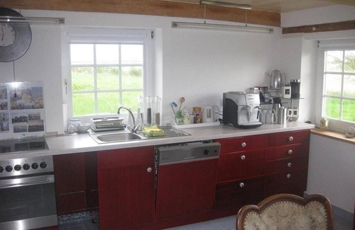 Dagebuell Apartment | Exclusive, spacious apartment in the thatched house built in 1840 restored in 2010