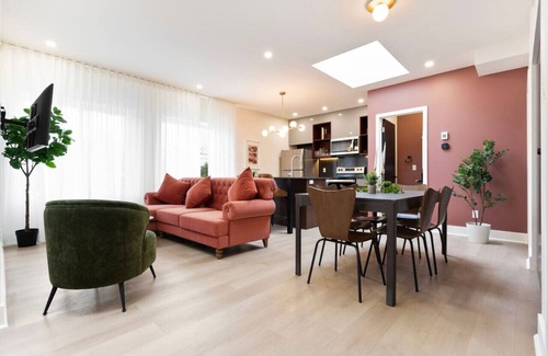 Milton Park Apartment | Exclusive Studio& 3Bedroom Combo