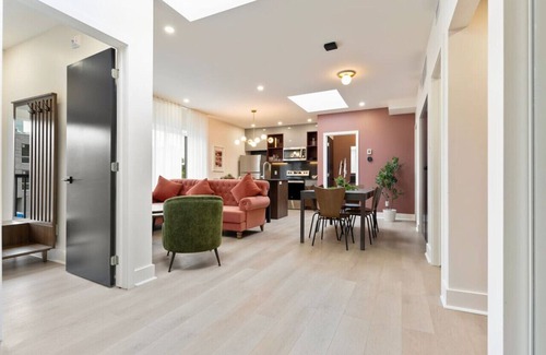 Milton Park Apartment | Exclusive Studio& 3Bedroom Combo