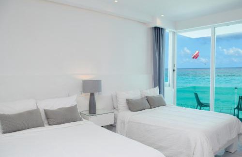 Zona Hotelera Apartment | Exclusive studio on the beach, minimalist, gym, pool, jacuzzi, balcony